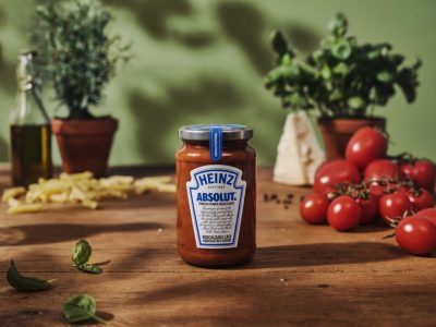 Khi sốt cà chua “bắt tay” vodka: Heinz và Absolut thắng lớn